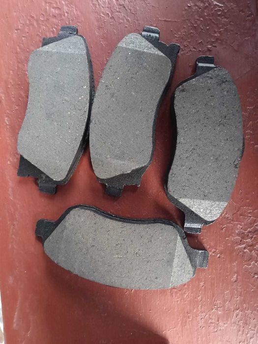Vând plăcuțe de frână pentru Opel Astra H 1.7 cdti Z17DTL 80 cai
