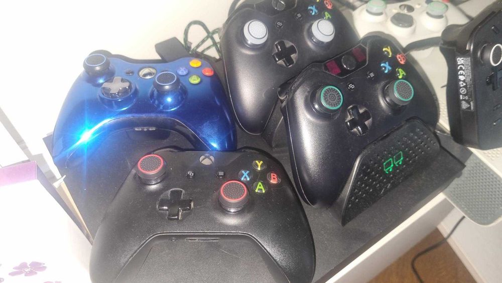 Controller Original Microsoft Xbox One / Series X|S Wireless Bluetooth Model 1708