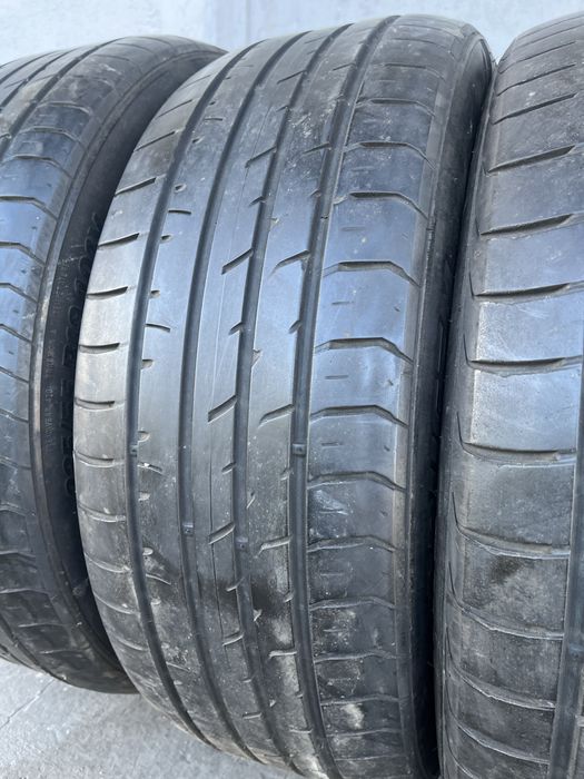 4 бр. летни гуми 235/55/19 Kumho DOT 3019 4 mm