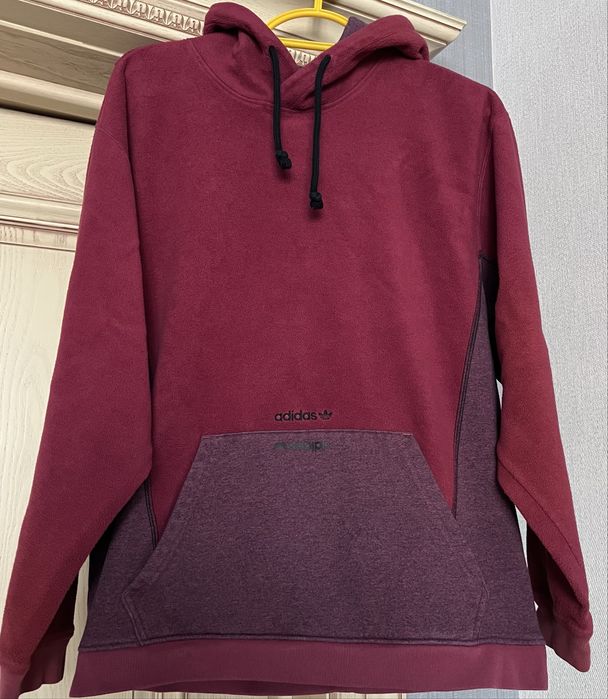 Продам спортивный костюм