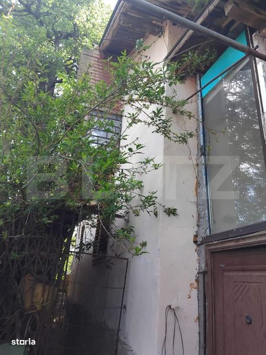 Casa 12 camere, 150 mp, zona Nucsoara de Jos