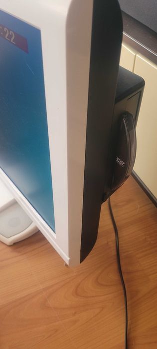 Tv lcd cu Dvd Logik