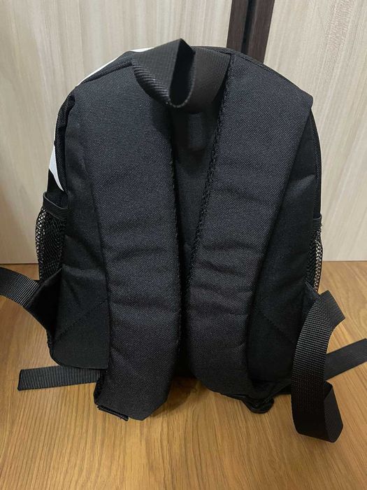 Нова раница- Nike