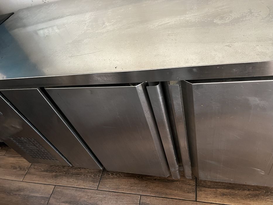 Продам б/у стол холодильник 180х80