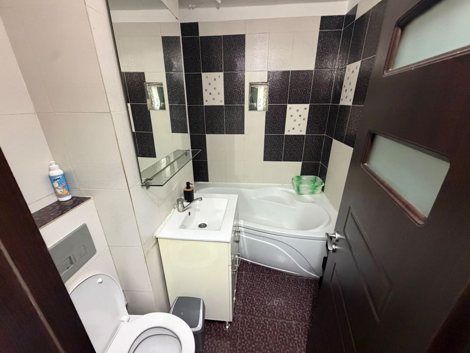 Apartament de inchiriat