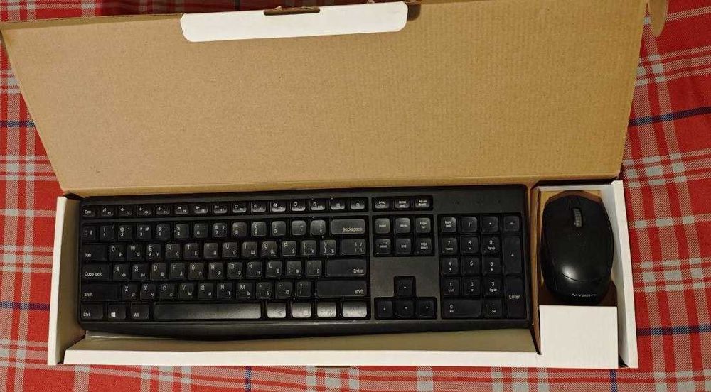 Беспроводная клавиатура и мышь MY PRO