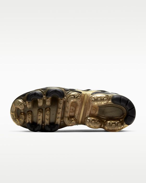 Nike Air VaporMax Plus Black & Gold