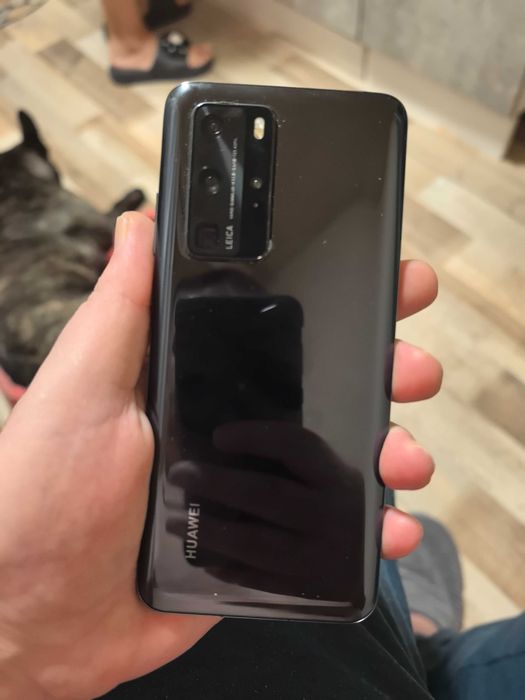 Телефон Huawei P40 pro
