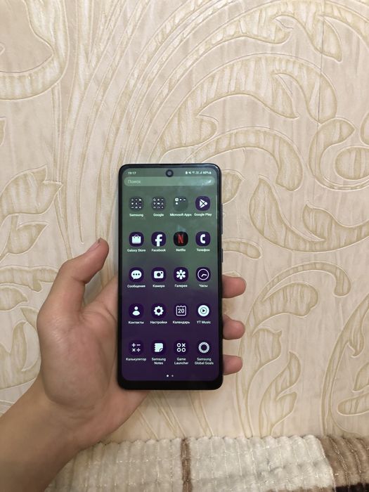 Продаю Samsung a51