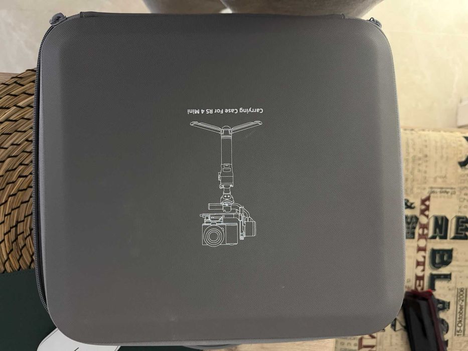 Stabilizator DJI RS 4 Mini