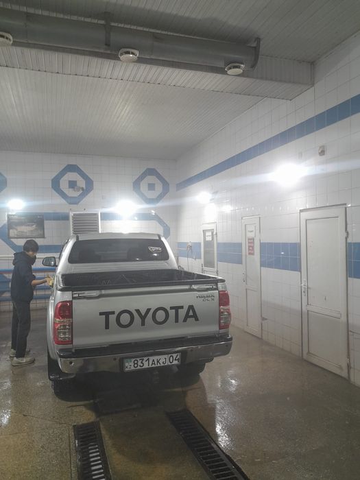 Продаётся машина тайота