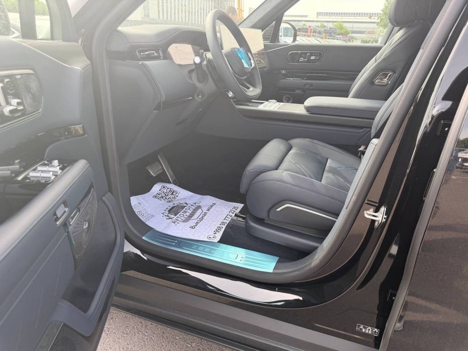Zeekr 9x 70kw Black edition 2026