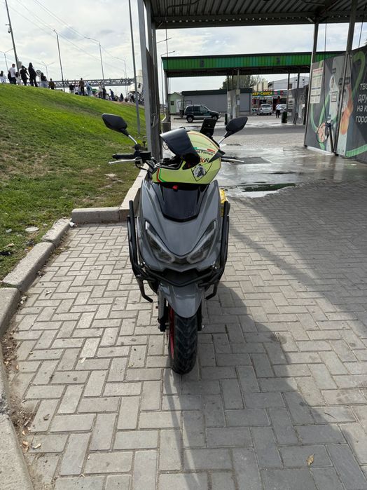 Макси 150 куб Мопед сатылады