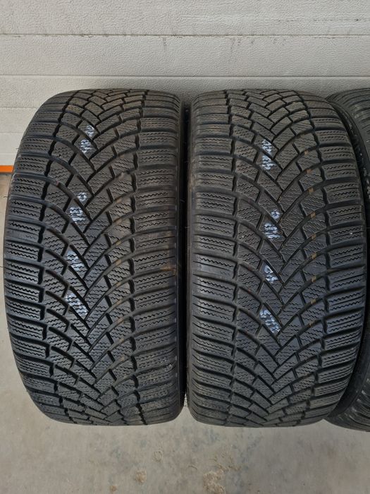 Зимни гуми 4 броя BRIDGESTONE Blizzak LM005 225 40 R18 дот 4820