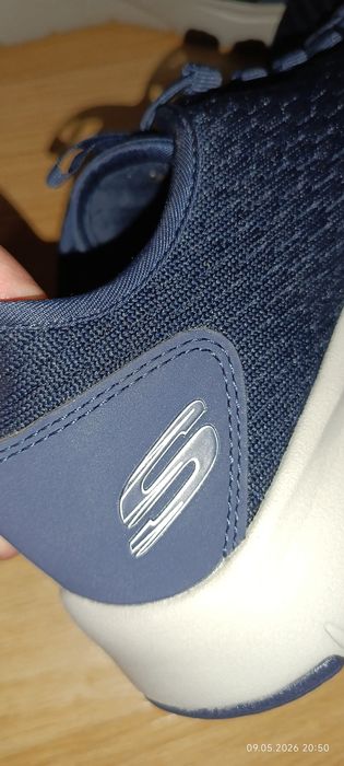 Кроссовки Skechers Summits Memory Foam | Оригинал | р. 44 (28.5 см)