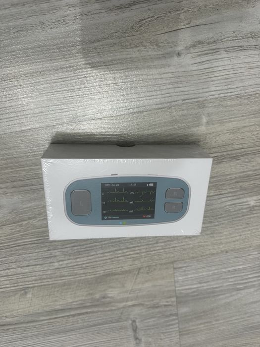 Emay Monitor Portabil EKG