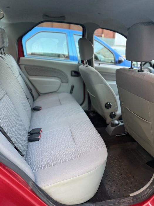 Dacia Logan 1.4 benzina Laureat An 2008 Euro 4
