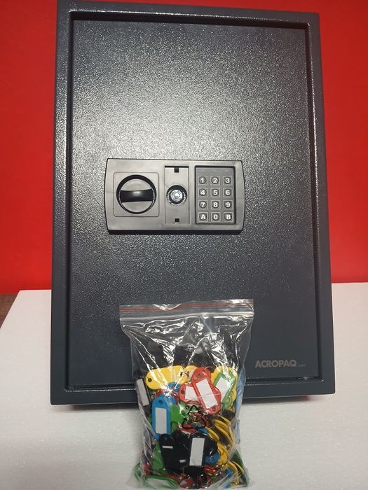 Seif(dulap)metalic cu cod  pentru 200 chei