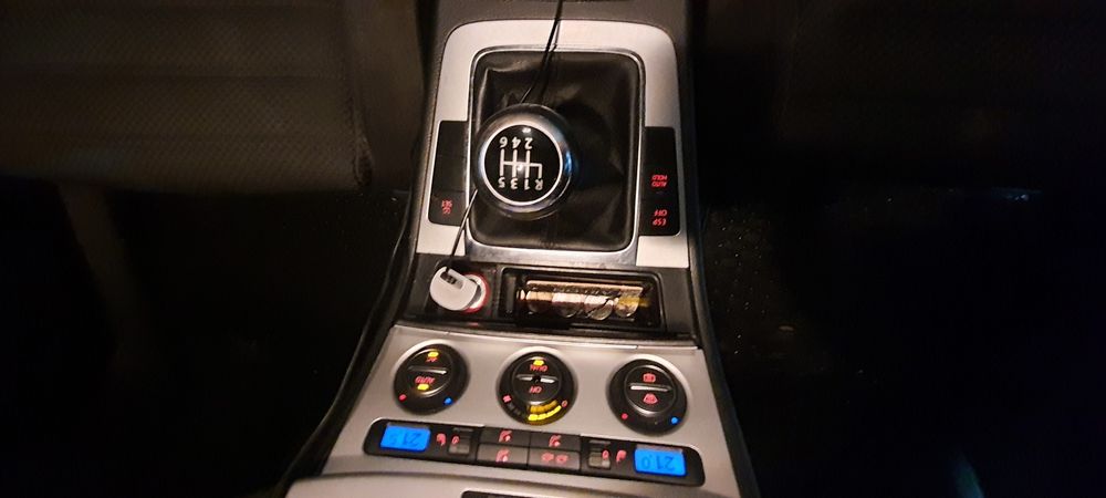 VW Passat  2010 2.0 TDI 140 CP