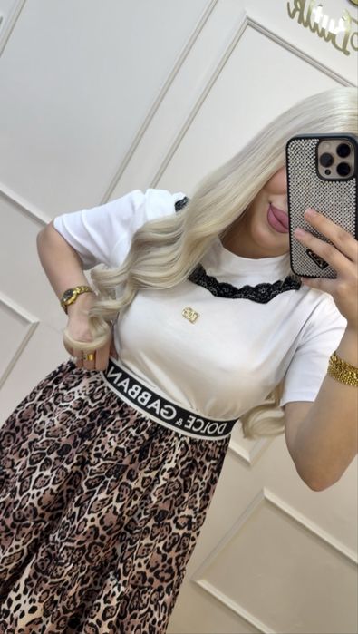 Compleu cu fusta lunga