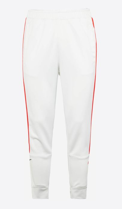 Nike Sportswear преходно яке с анцуг