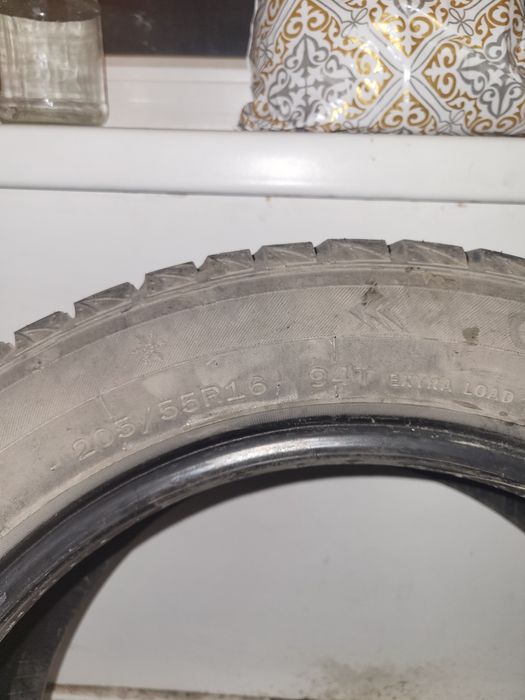 Продам зимние шины