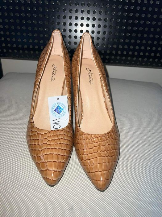 Нови обувки на ток номер 40