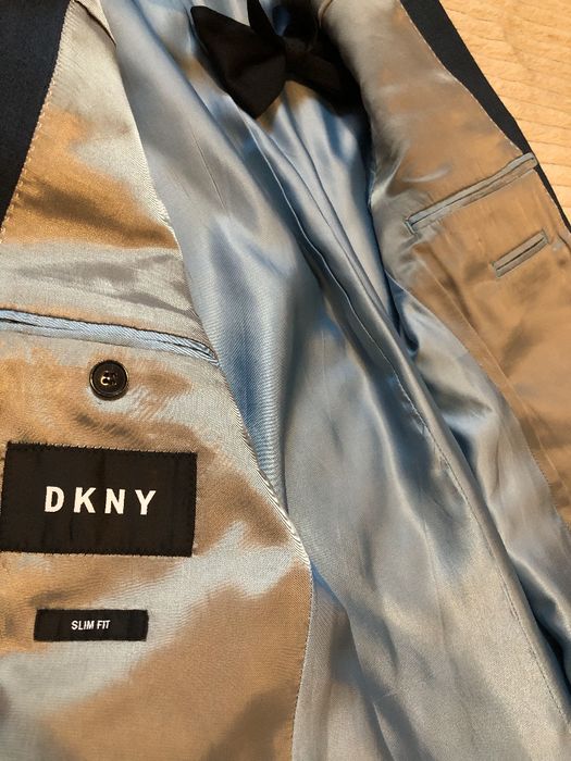 Costum Bărbați DKNY 3 Piese (Lână 70%), Slim Fit, Impecabil