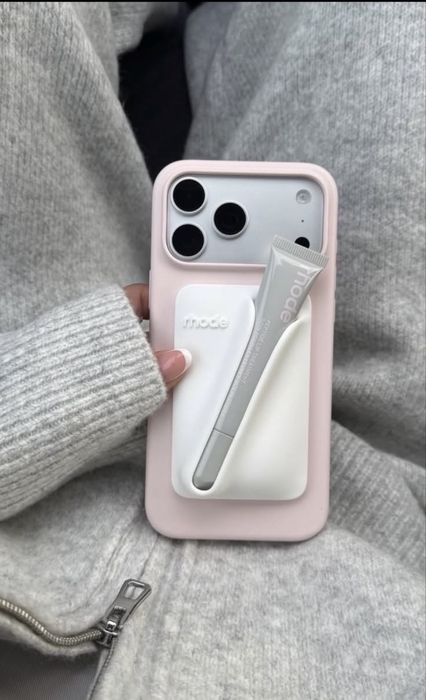 Чехлы на iphone 17 pro / 17 pro max Dior Rhode