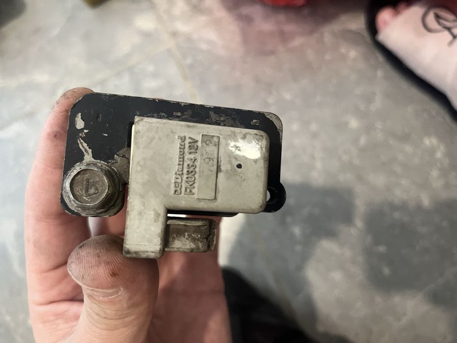 Продаи запчасти ej204