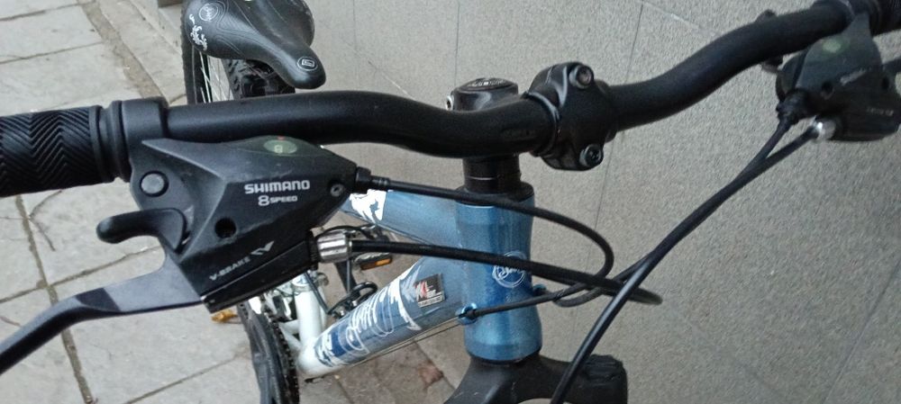 Продавам алуминиев велосипед Scott 26 цола,34 см