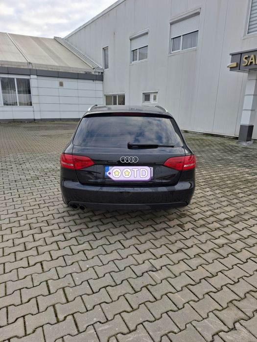 Vand /Schimb Audi A4 2.0 TDI 2009 Automat 143 CP