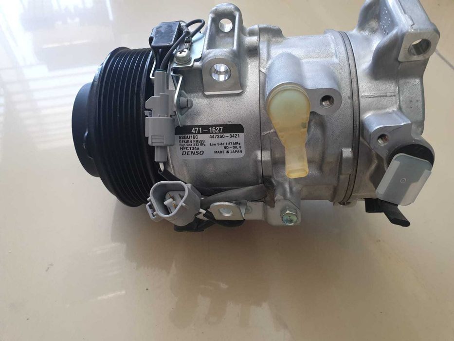 Koмпpeсcор кондиционерa Lеxus RХ350