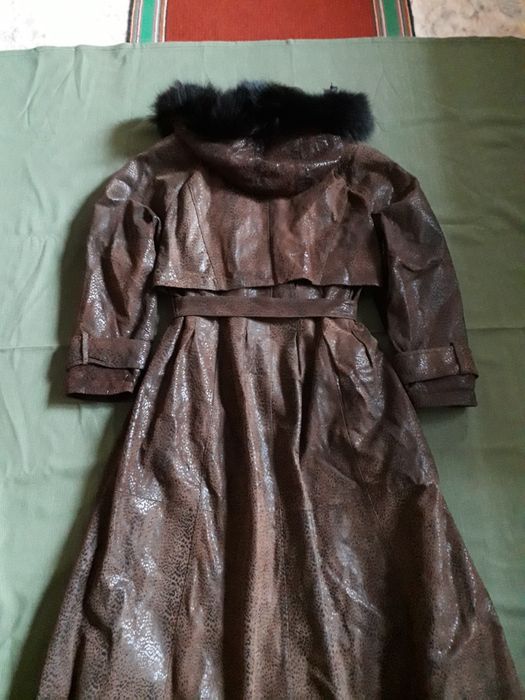Пальто женское 50 разм.