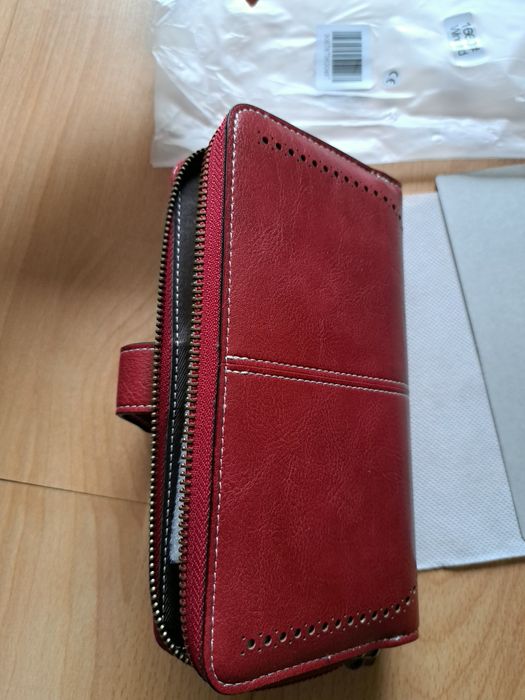 Дамски портфейл естествена кожа с RFID защита