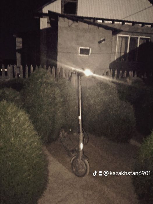 Электра самакат ..