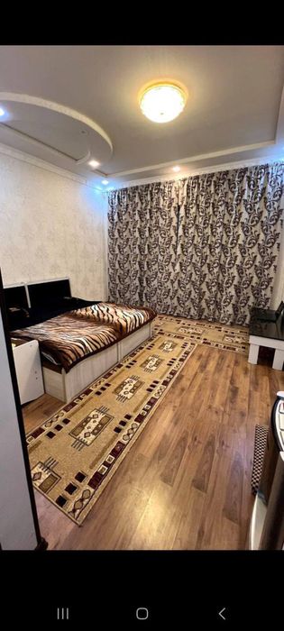 6sotix 5 hona uchastka sotiladi