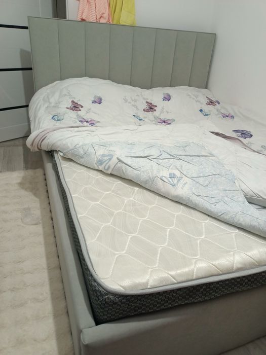 Продам  кровать двухспальная