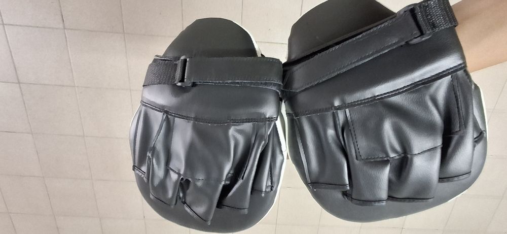 Лапы для бокса...