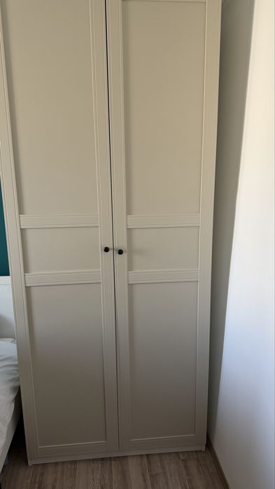 Dulap/ Sifonier Pax Grimo Ikea corp alb usi Bej