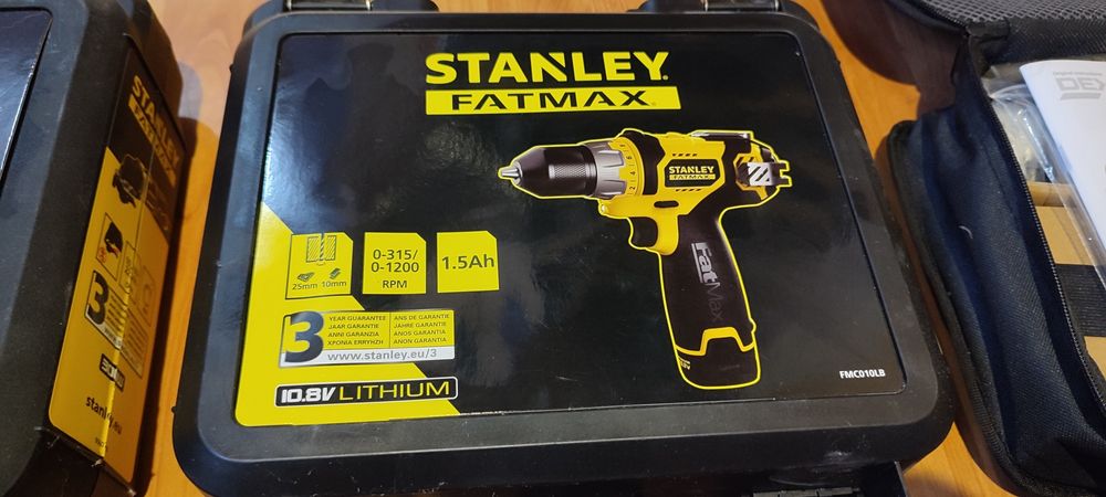 acumulator stanley Casa si gradina