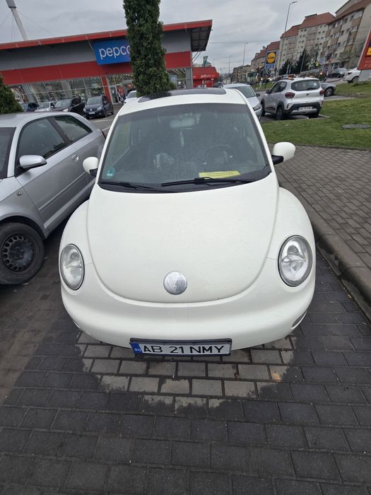 Vw New Beetle 2004 1.6i
Vw New Beetle 2004 1.6i - 2
Vw New Beetle 200