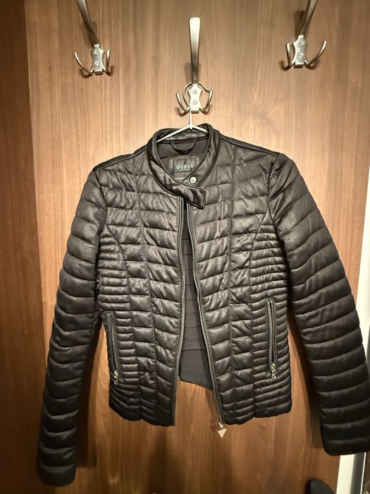 Късо Яке Guess XS
