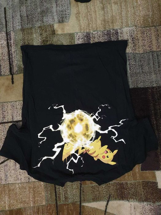 Tricou Pokemon Pikachu Bershka