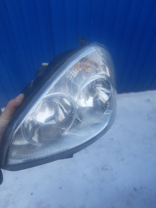 Фара левая приора