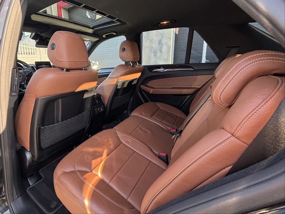 Mercedes-Bens GLE 350 pachet AMG