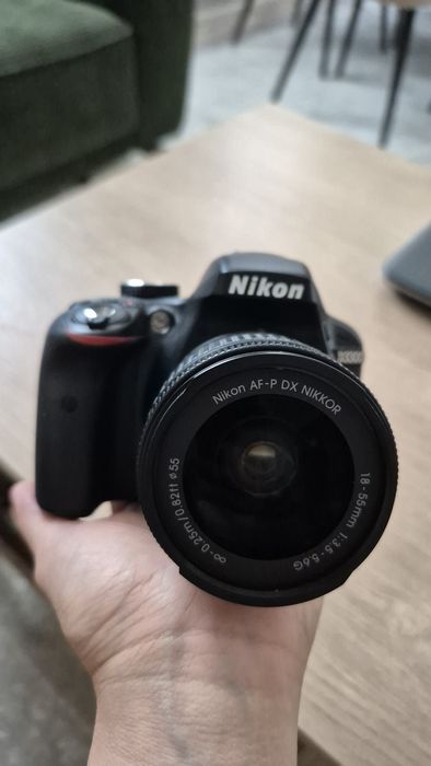 Фотоаппарат Nikon D3300 Б/У в идеальном состоянии.