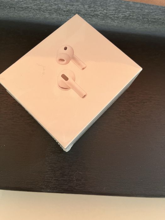 Airpods pro 3 noi noute