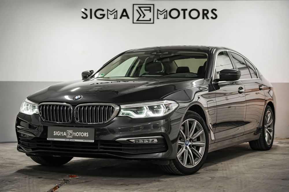 BMW Seria 5 530e Plug-In Hybrid Garantie 2 ANI / LED / Camera / Head-Up / KeyLess