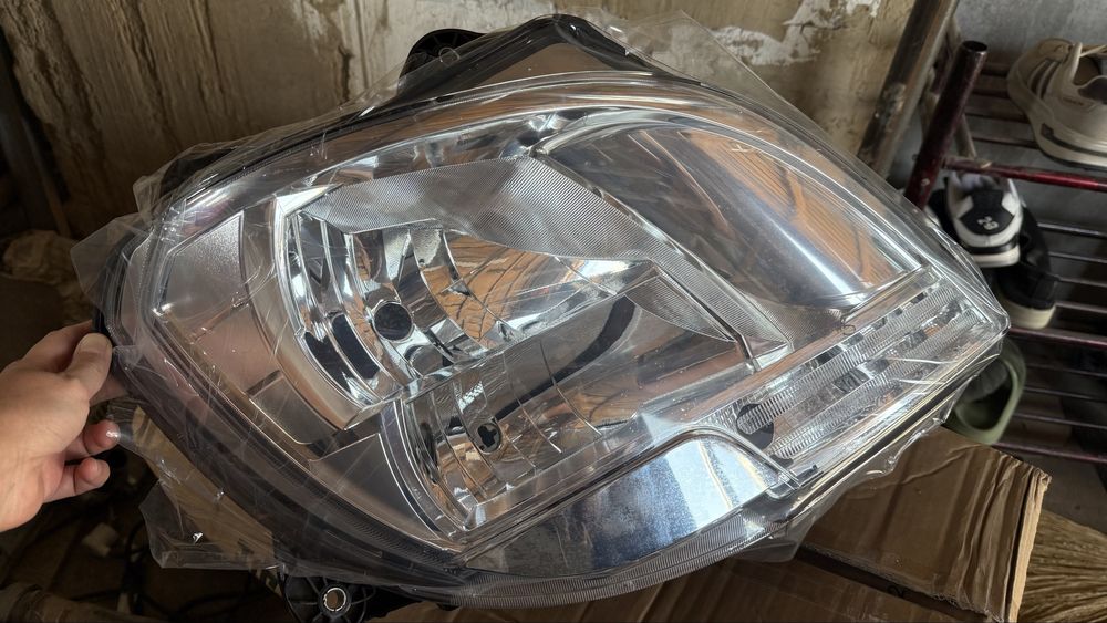 Фары Даф 106.